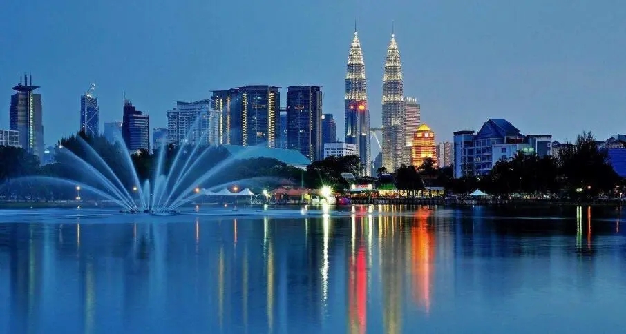 留学马来西亚本科费用